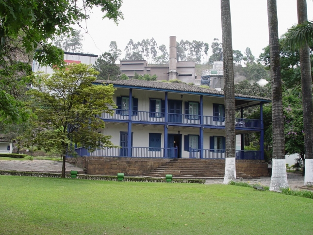 Solar Monlevade, onde residiu Jean Antoine Félix Dissandes de Monlevade, é um dos patrimônios culturais da região