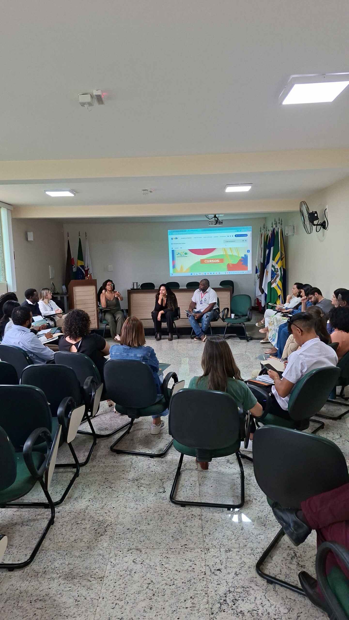 Amepi fortalece articulação regional da cultura em encontro com Ministério da Cultura